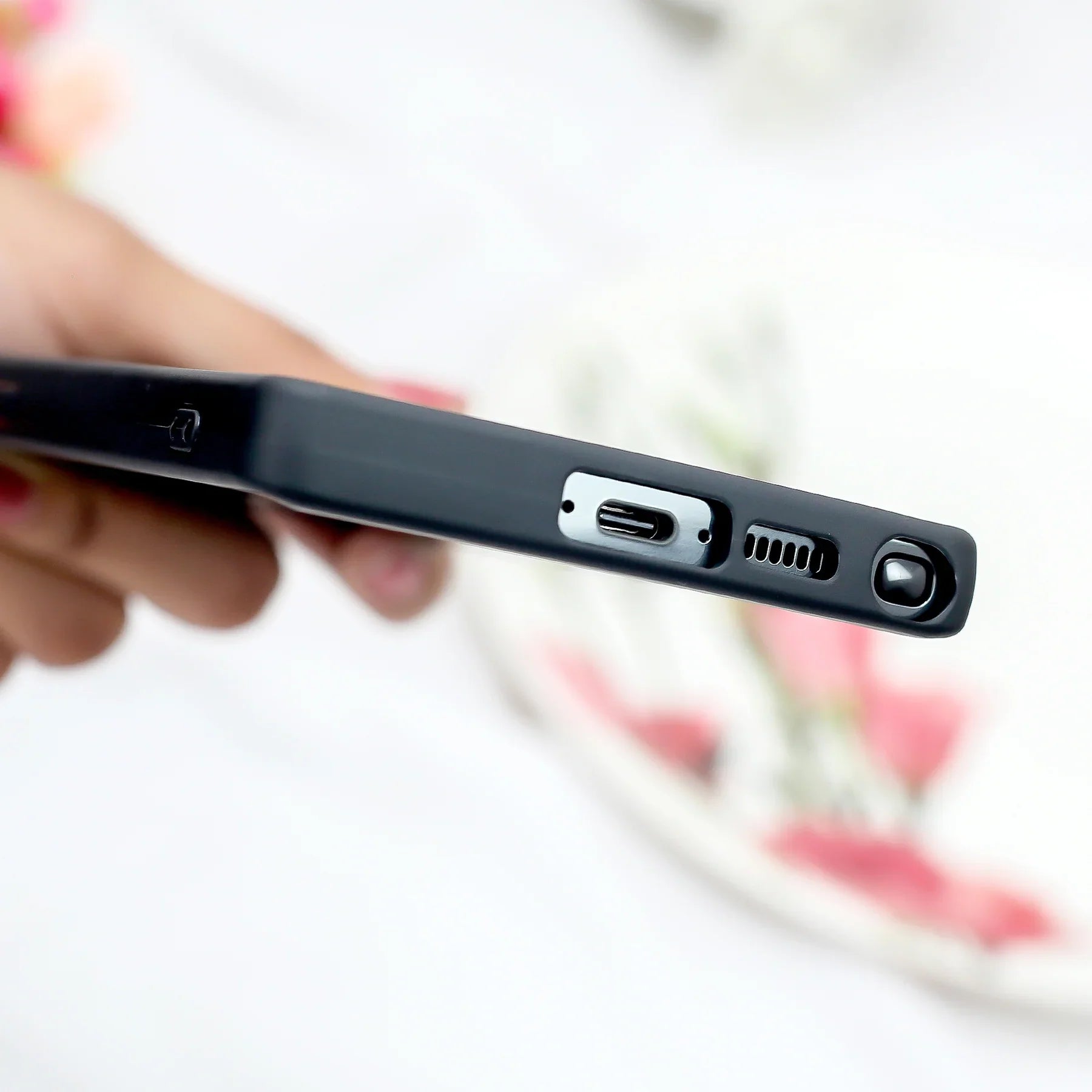 Playful Floral Pattern Phone Case - Samsung