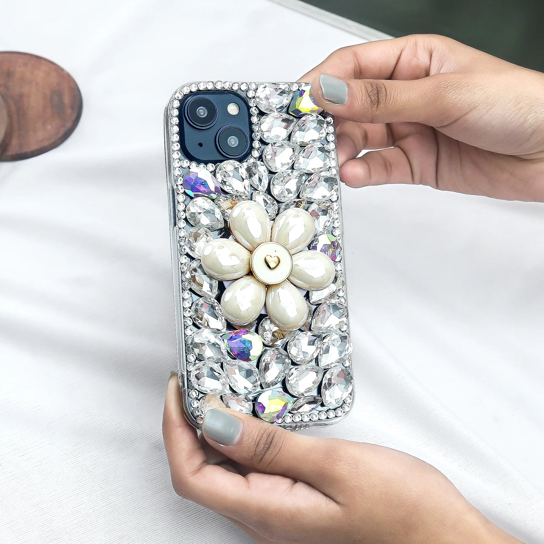 Diamond Petal Elegance Stand Phone Case