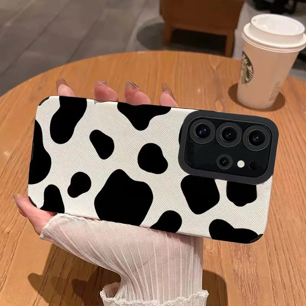 Cow Spot Craze Protective Case - Samsung