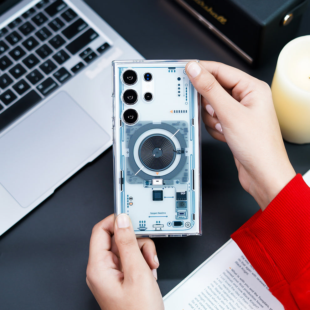 Tech Board Design - Samsung Case Cover